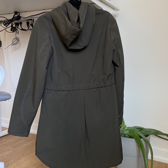 Dark green mid weight size medium jacket - Picture 3 of 5